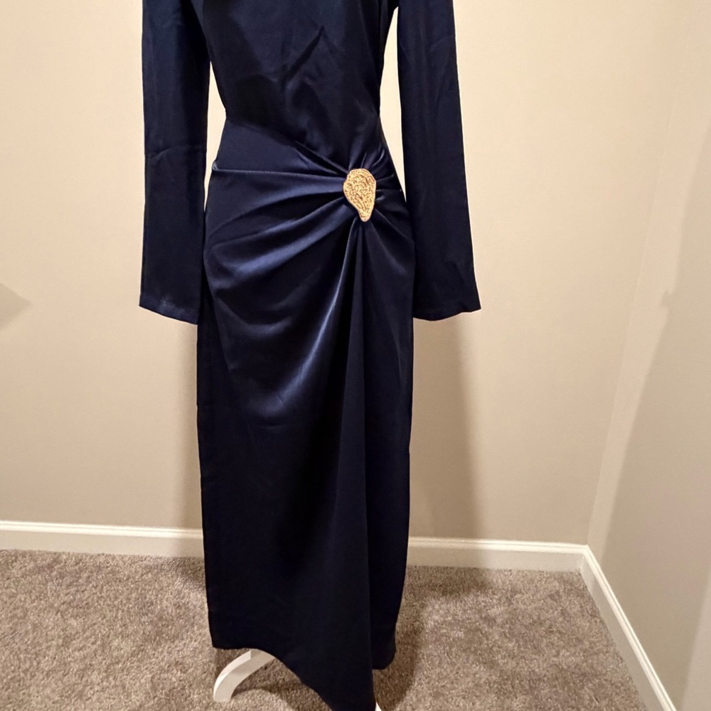 NWT COMMENSE Metal Detail Long-Sleeve Ruched Maxi Dress in navy women size small - Picture 13 of 15